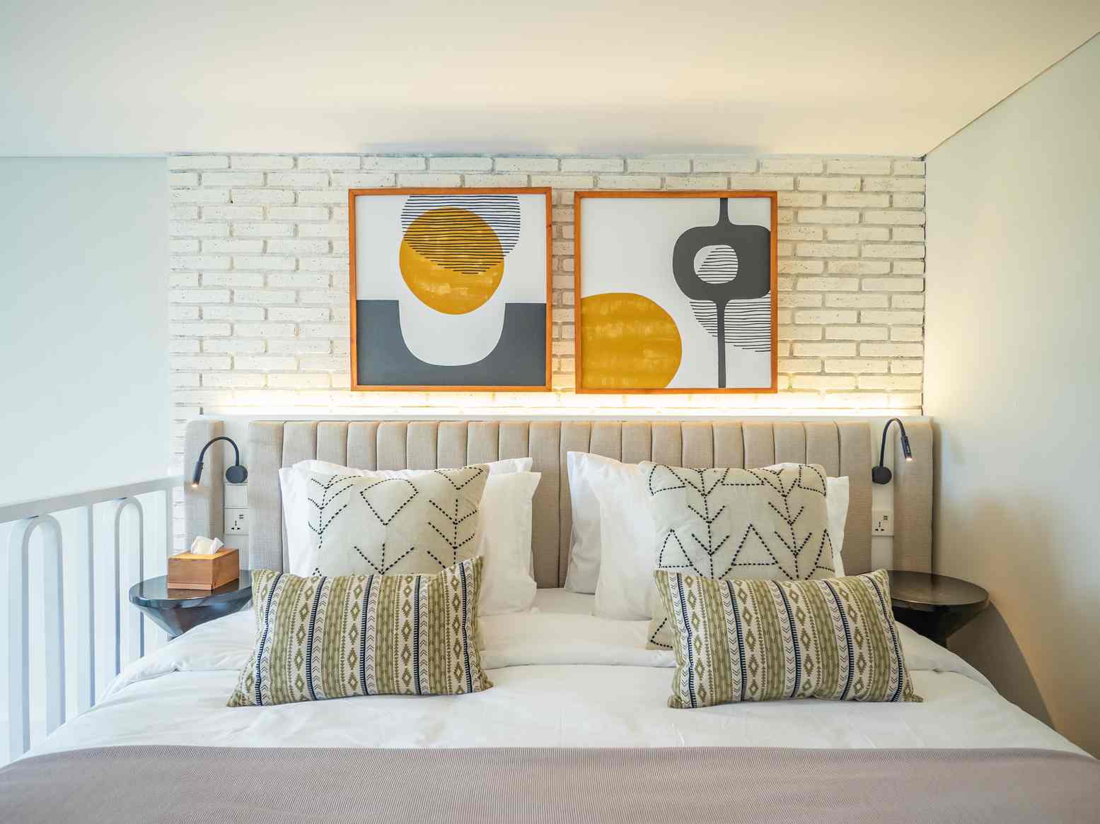 Room Lotus