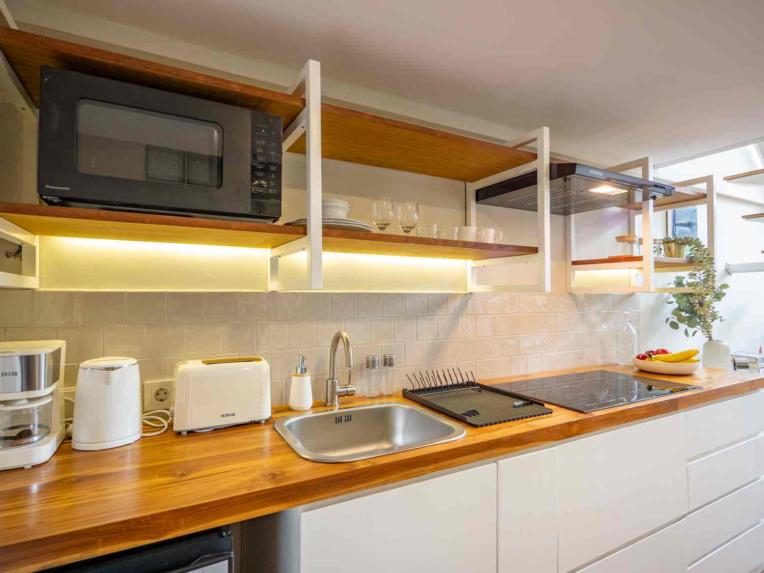 Six Unique Loft Studio